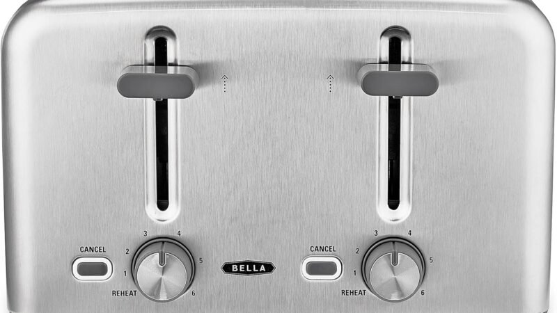 BELLA 4 Slice Stainless Steel Toaster with Auto Shut Off and Extra Wide Slots