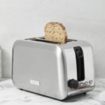 Haden Salcombe 4 Slice Toaster | Cream | Self-Centering | Lift and See | 1900-2300W