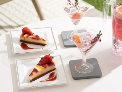 MATANA Square White Plastic Dessert Plates with Silver Rim 16.5cm Pack of 20