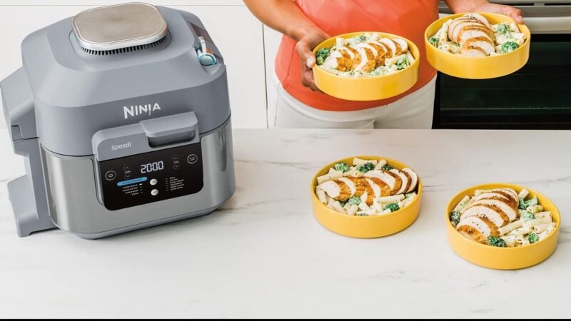 Ninja Speedi 10-in-1 Rapid Cooker & Air Fryer, 5.7L, Speedi Meals in 15 Minutes, Steam Air Fry, Grill, Slow Cook & More, 4 Portions, Sea Salt Grey, ON400UK