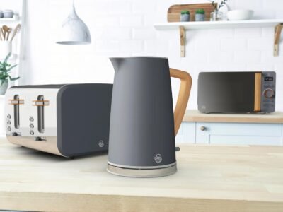 Swan SK14610GRYN Nordic Cordless Jug Kettle with Fast Boil Technology, Overheat Protection, Soft Touch Handle, 1.7L, 3KW